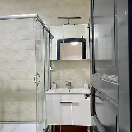 דירה Balat Homes & Nick