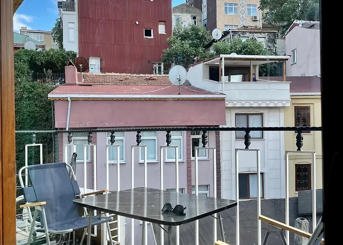 Balat Homes & Nick Apartmán *