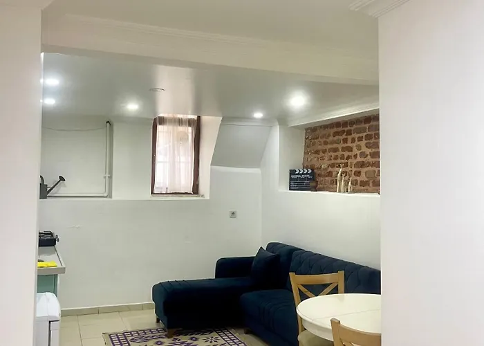 Balat Homes & Nick Apartmán