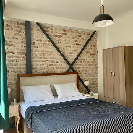 Balat Homes & Nick 公寓